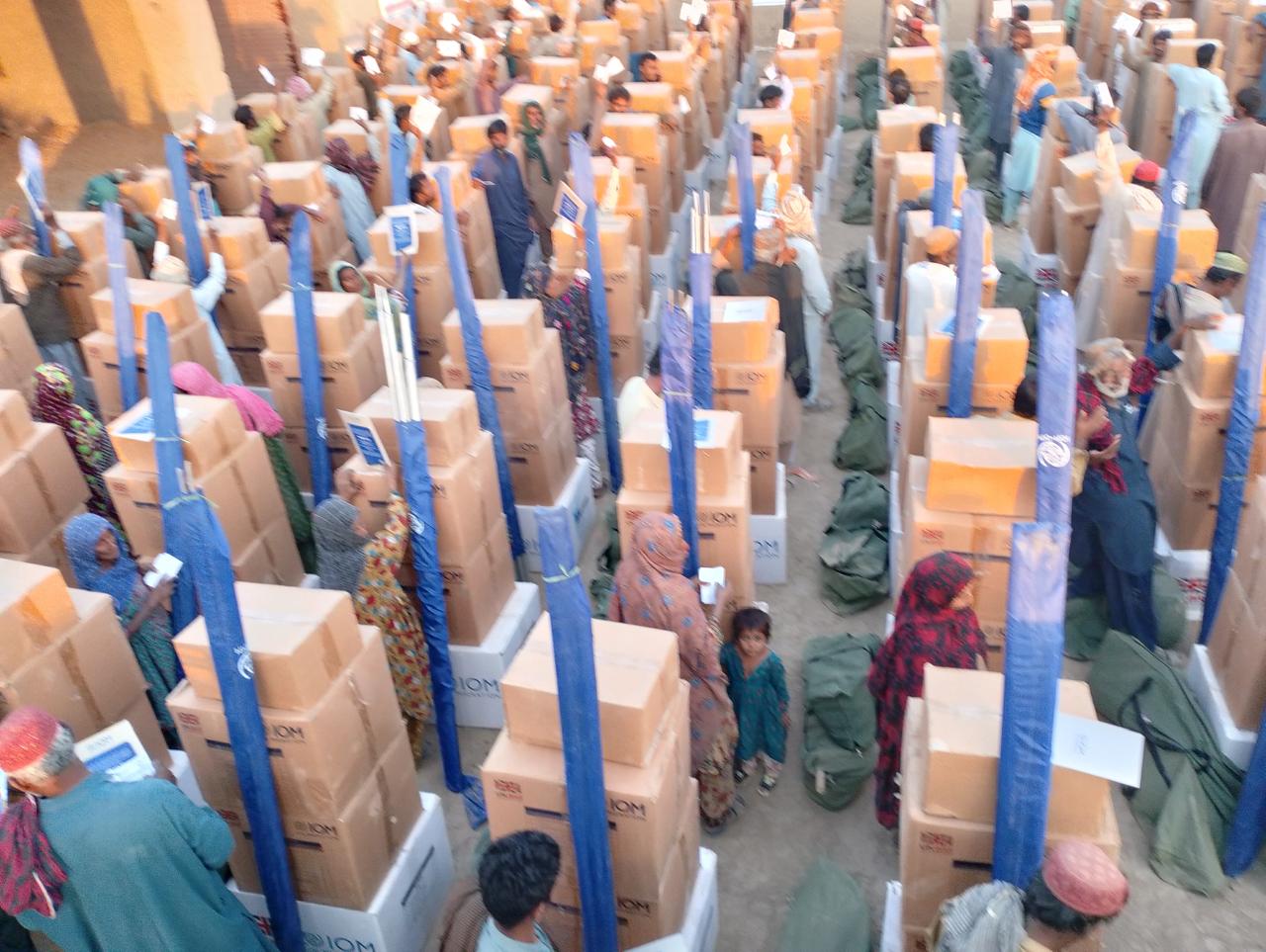 YMSESDO Pakistan With The Support Of UNIOM Distributing The NFIs ( Emergency Shelter Kit, Dignity Kits, Hygiene Kits, Kitchen Gardening Kits, Winterization Kits project photo 1